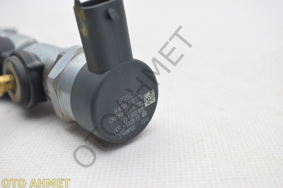 Yakıt Rampası 175217750R M9r Motor Qashqai Latitude