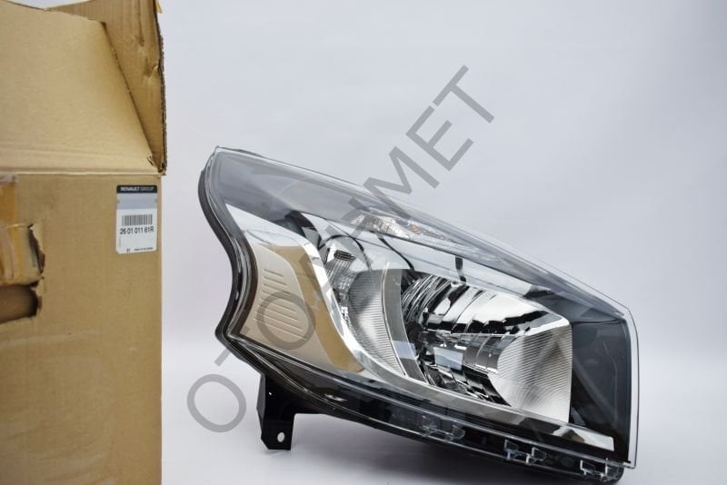 Renault Trafic 3 Sağ Ön Far-260101161R