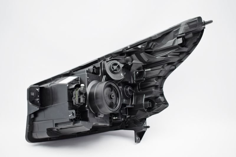 Renault Trafic 3 Sağ Ön Far-260101161R