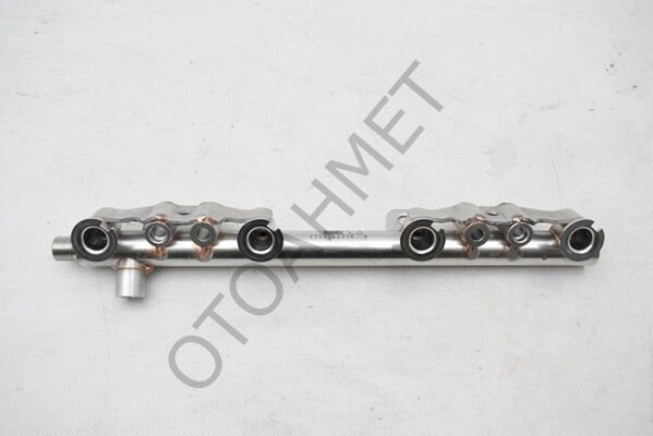 Yakıt Rampası Tevzi Borusu 175226637R H5f Motor Clio 4