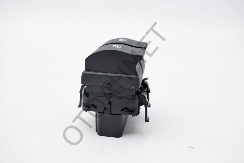 Trafic 2 Cam Düğmesi 8200057319