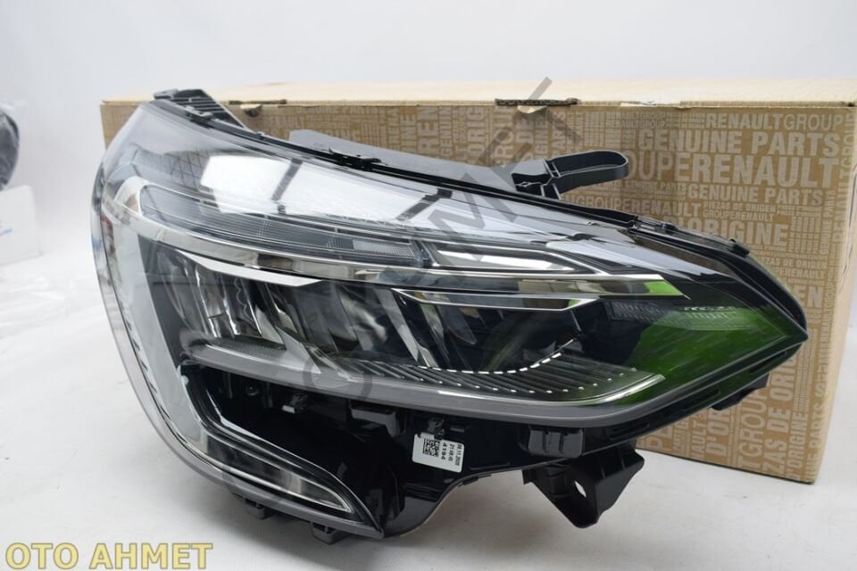 Renault Clio 5 Sağ Ön Far 260103814R
