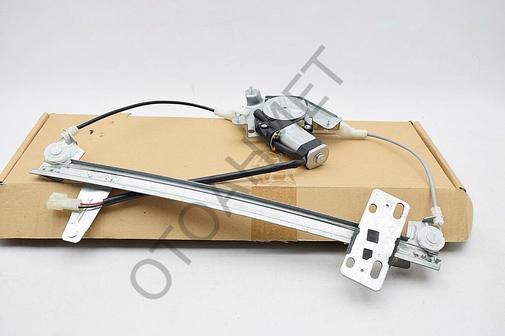 Dacia Solenza Ön Cam Krikosu Motorlu Sol