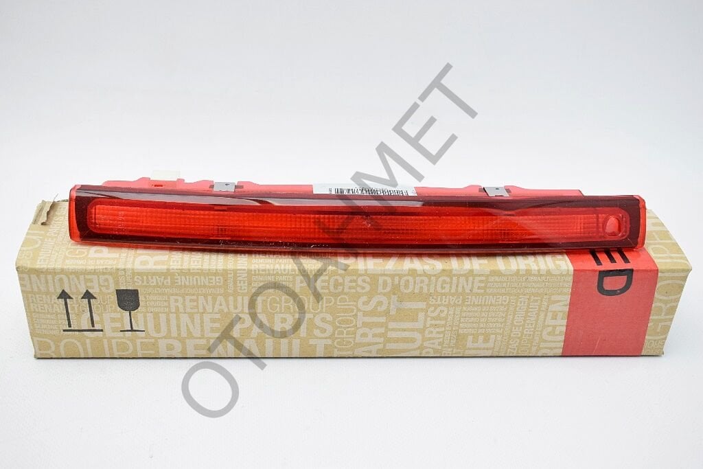 Renault Megane 2 HB  3.Stop Lambası 8200073239