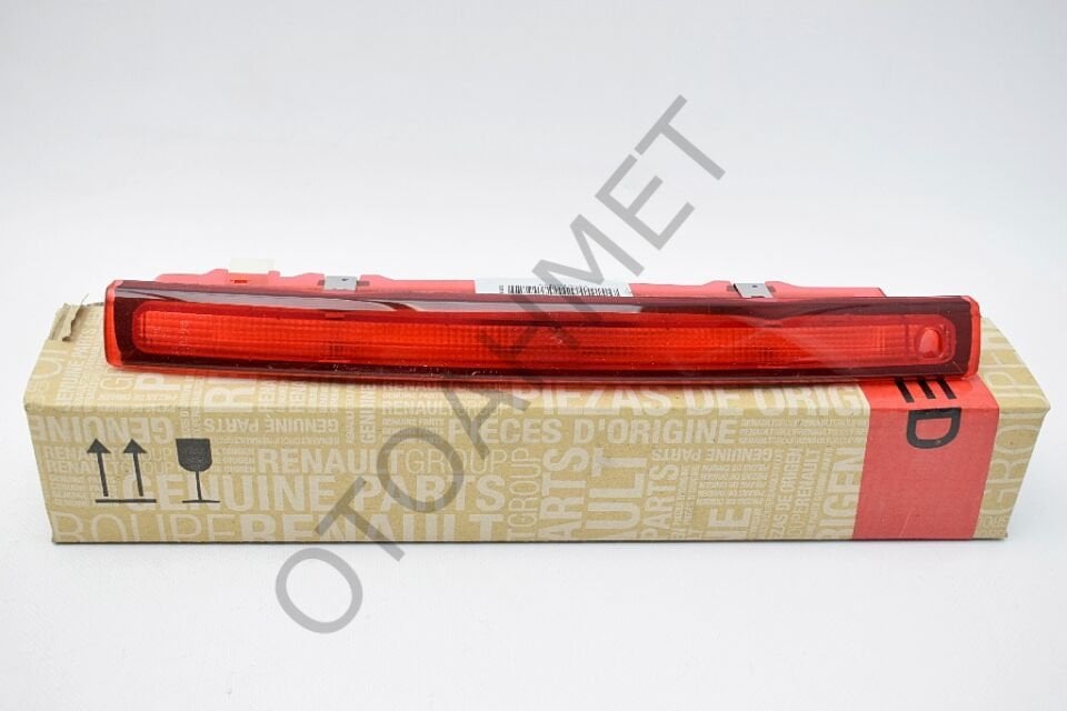 Renault Megane 2 HB  3.Stop Lambası 8200073239