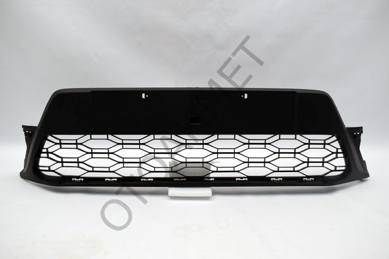 Dacia Sandero Orta Tampon Izgarası Yeni Model