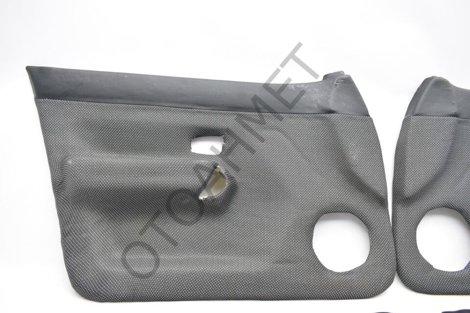 Renault 19 Kapı Döşemesi Takım Koyu