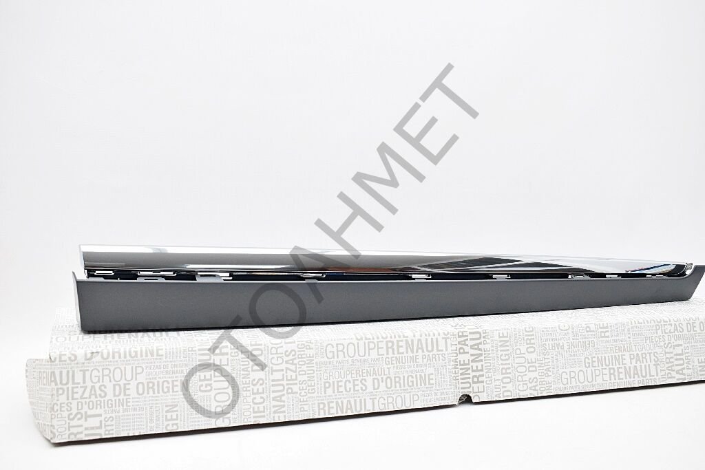 Megane 3 Sağ Ön Kapı Bandı Nikelaj Krom Çıtalı