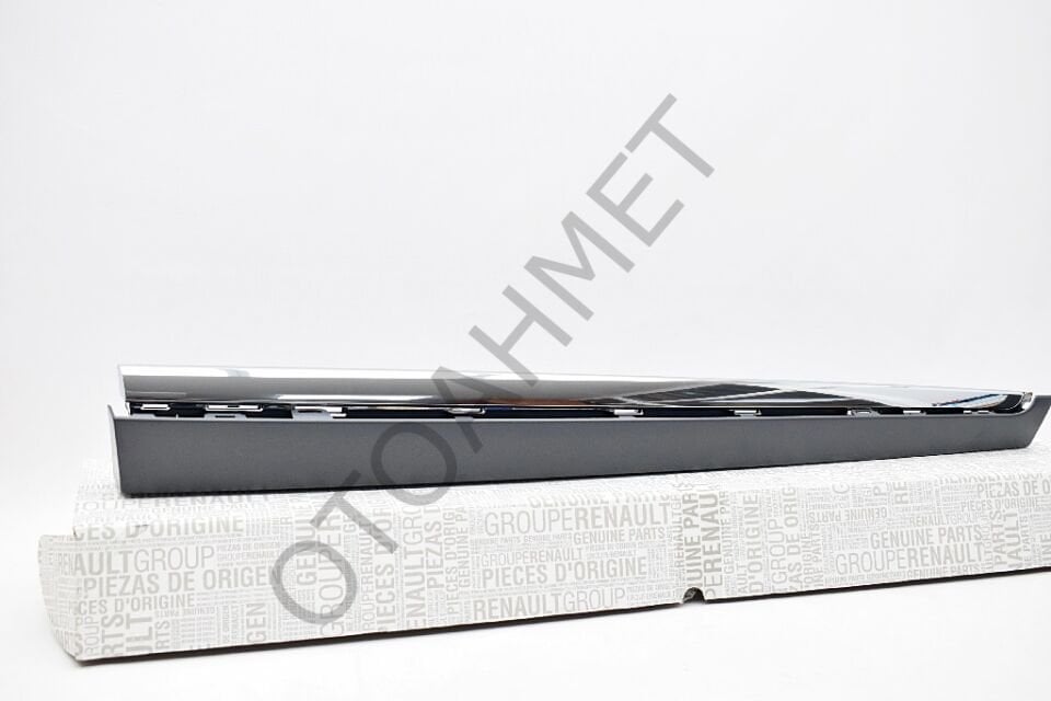 Megane 3 Sağ Ön Kapı Bandı Nikelaj Krom Çıtalı