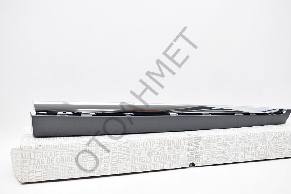 Megane 3 Sağ Ön Kapı Bandı Nikelaj Krom Çıtalı